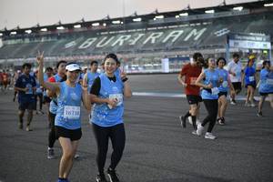 BIB: 1345
                            <button type="button" onclick="openModal(10464858)" class="btn btn-primary btn-sm float-right btn-popup" data-toggle="modal" data-target=".modal-high-quality">
                        <i class="fas fa-shopping-cart"></i> Add to Cart
                    </button>
                                            <button type="button" onclick="isThisMe(10464858, true)" class="btn btn-success btn-sm float-right btn-popup btn-isme hidden" data-toggle="tooltip" data-placement="bottom" title="นี่คือรูปของคุณใช่ไหม คลิกที่นี่เพื่อเอาเข้าอัลบั้ม">
                        <i class="fas fa-plus"></i> Add to album
                    </button>
                    <button type="button" onclick="isThisMe(10464858, false)" class="btn btn-warning btn-sm float-right btn-popup btn-isnotme hidden">
                        <i class="fas fa-ban"></i> Remove from album
                    </button>